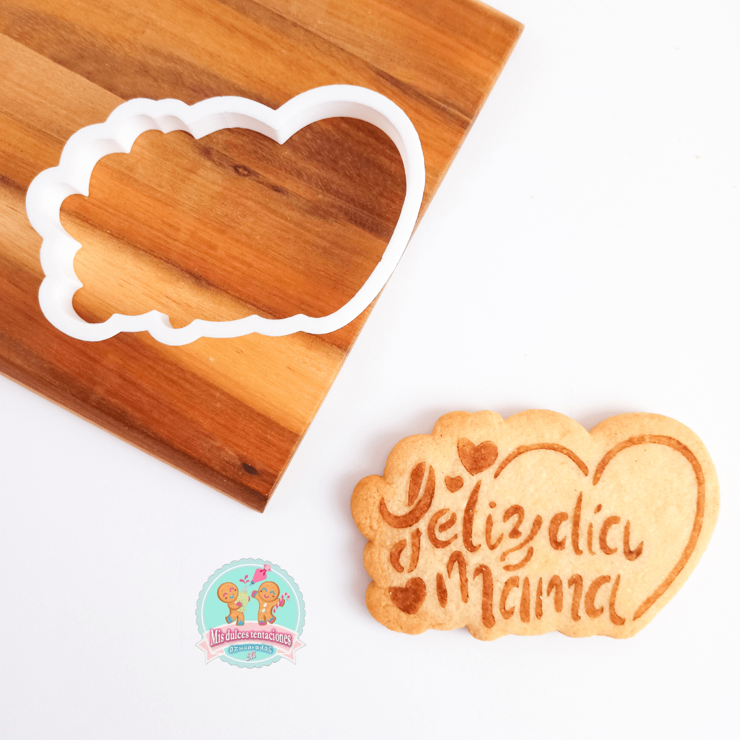CORTADOR FELIZ DÍA MAMÁ CORAZONES 9 CM