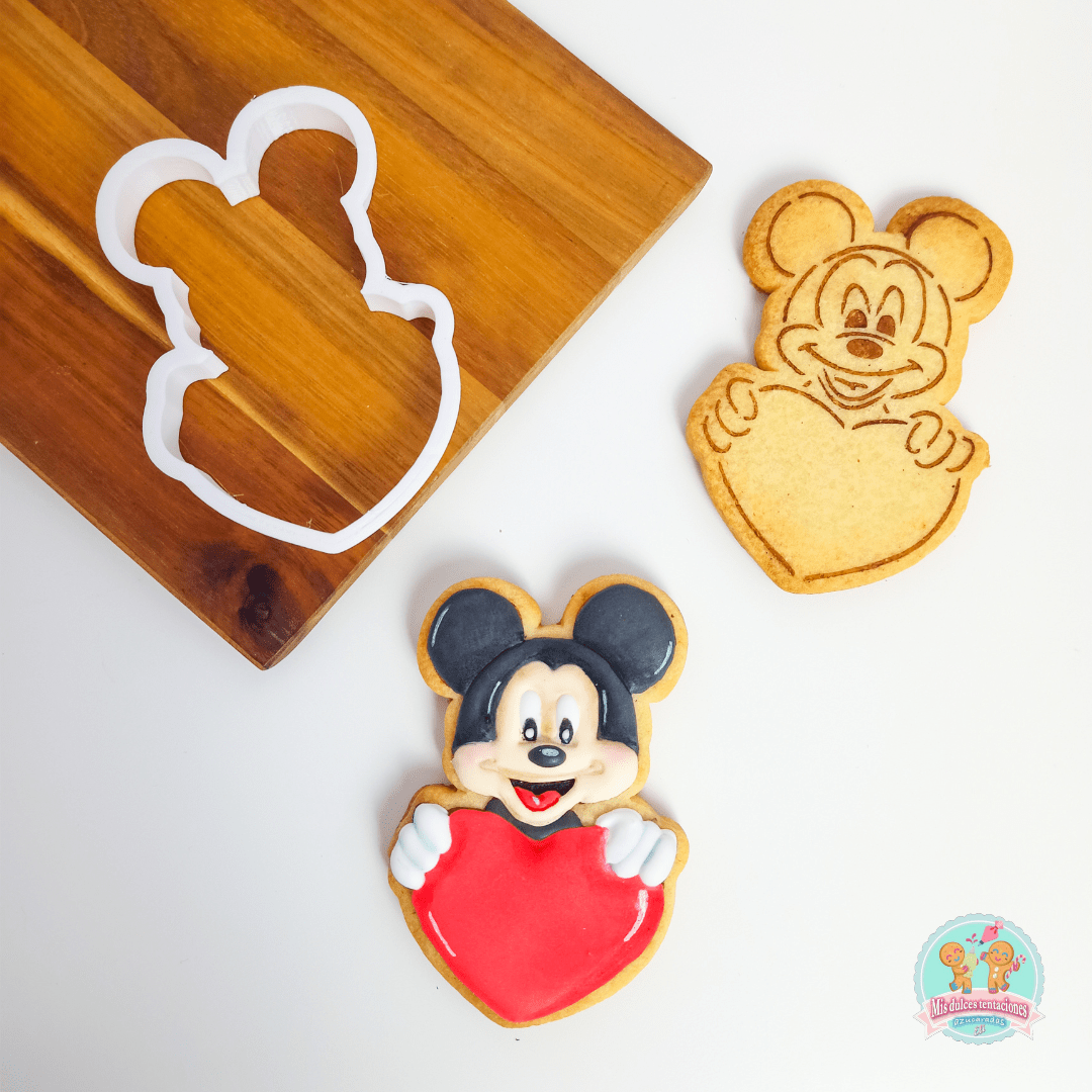 CORTADOR MICKEY CON CORAZÓN 9.5 CM