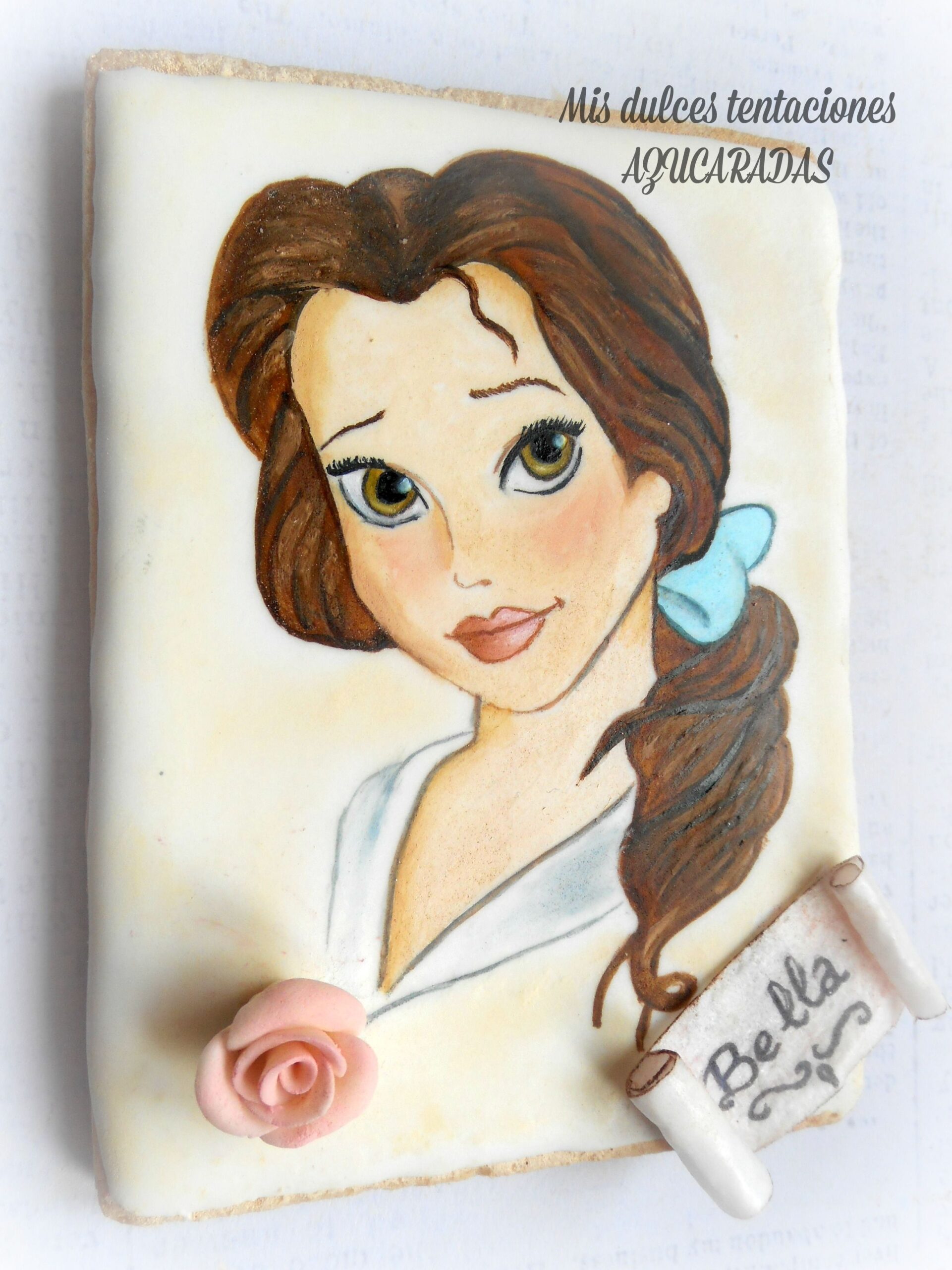 galleta de Bella pintada a mano