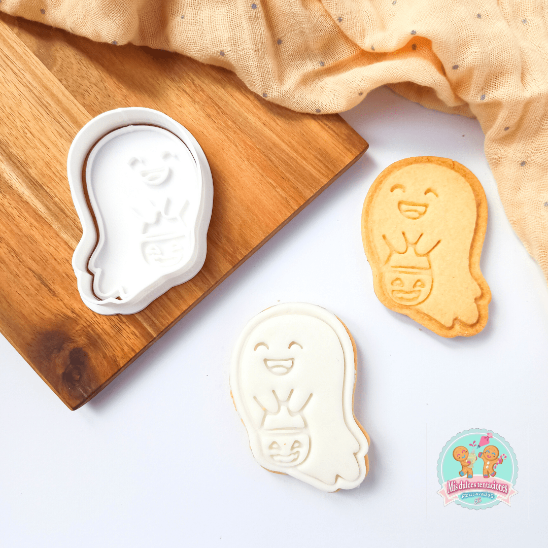 CORTADOR+SELLO FANTASMA CON BOLSITA DE CHUCHES